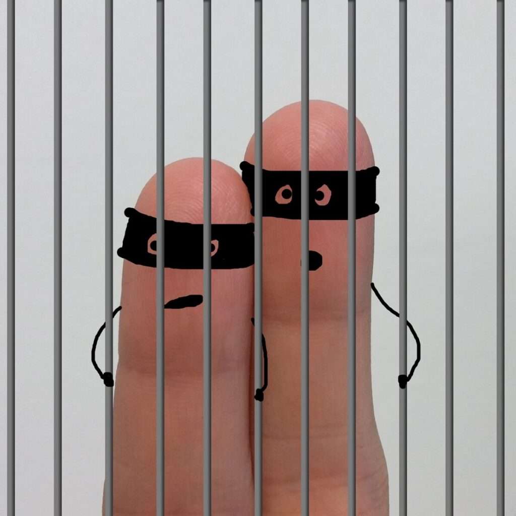 Representación de ladrones que hacen robo hurto perdida seguro